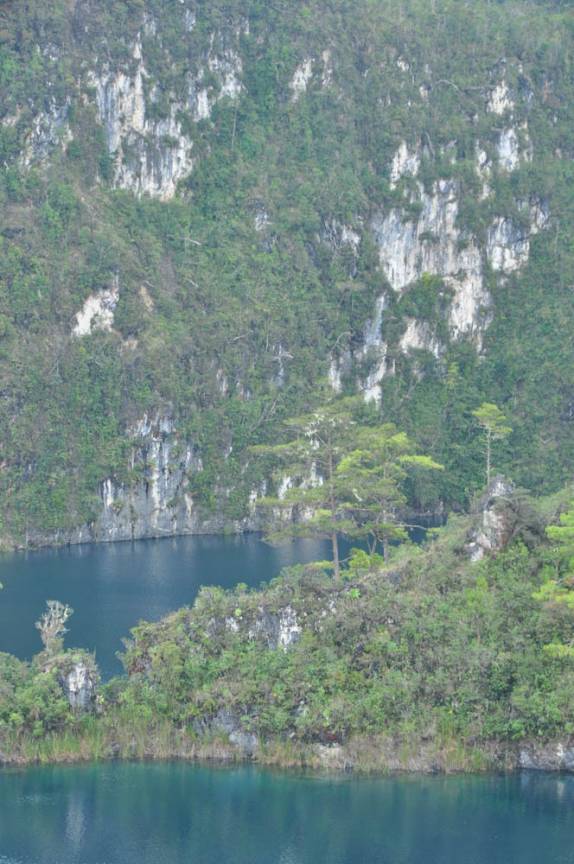 A linda laguna Cinco Lagos, na região de Comitan, em Chiapas, no sul do México, fronteira com Guatemala